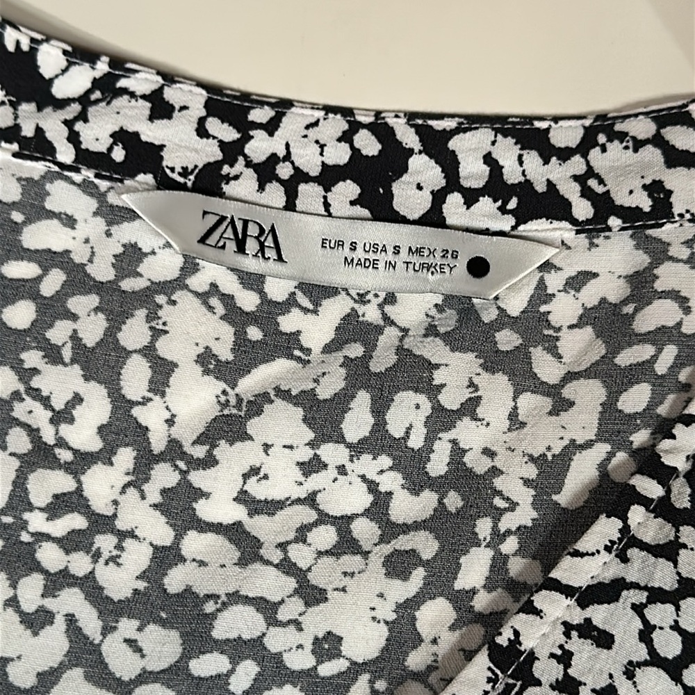 Zara Long Sleeve Flowy Floral Print Dress - Picture 5 of 11